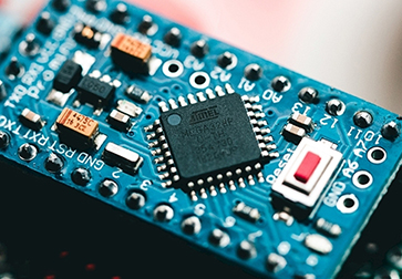 芯片與PCB之間是什么關(guān)系？它們會(huì)有怎樣的發(fā)展呢？
